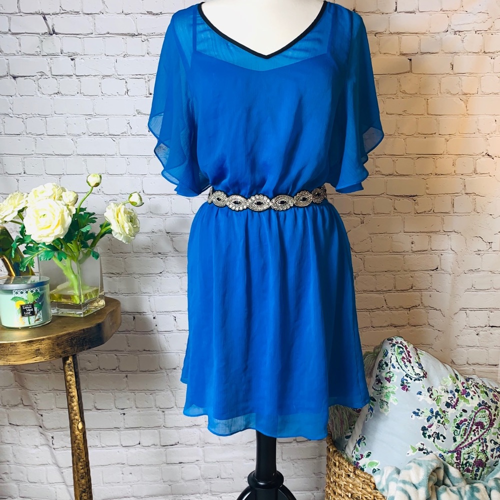 Express | Dresses | Sz M | Chiffon Overlay Mini